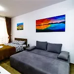 Modern & Comfortable Cismigiu Park - Pop4 Apartment